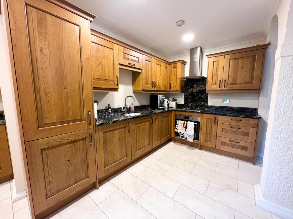 Spacious Flat Sleeps 8 Near Princes Street EDI Exteriér fotografie