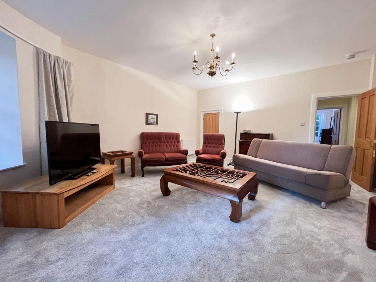 Spacious Flat Sleeps 8 Near Princes Street EDI Exteriér fotografie