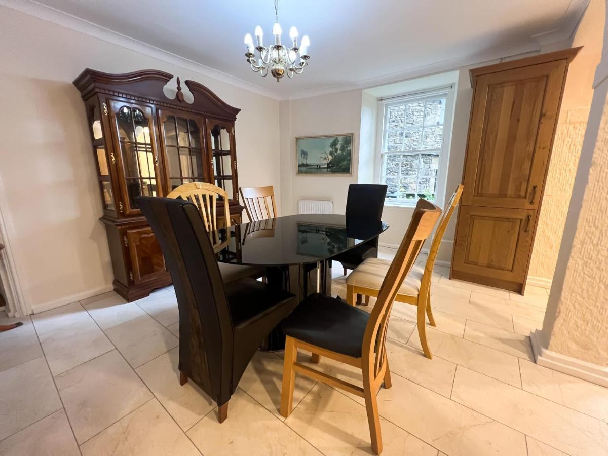Spacious Flat Sleeps 8 Near Princes Street EDI Exteriér fotografie