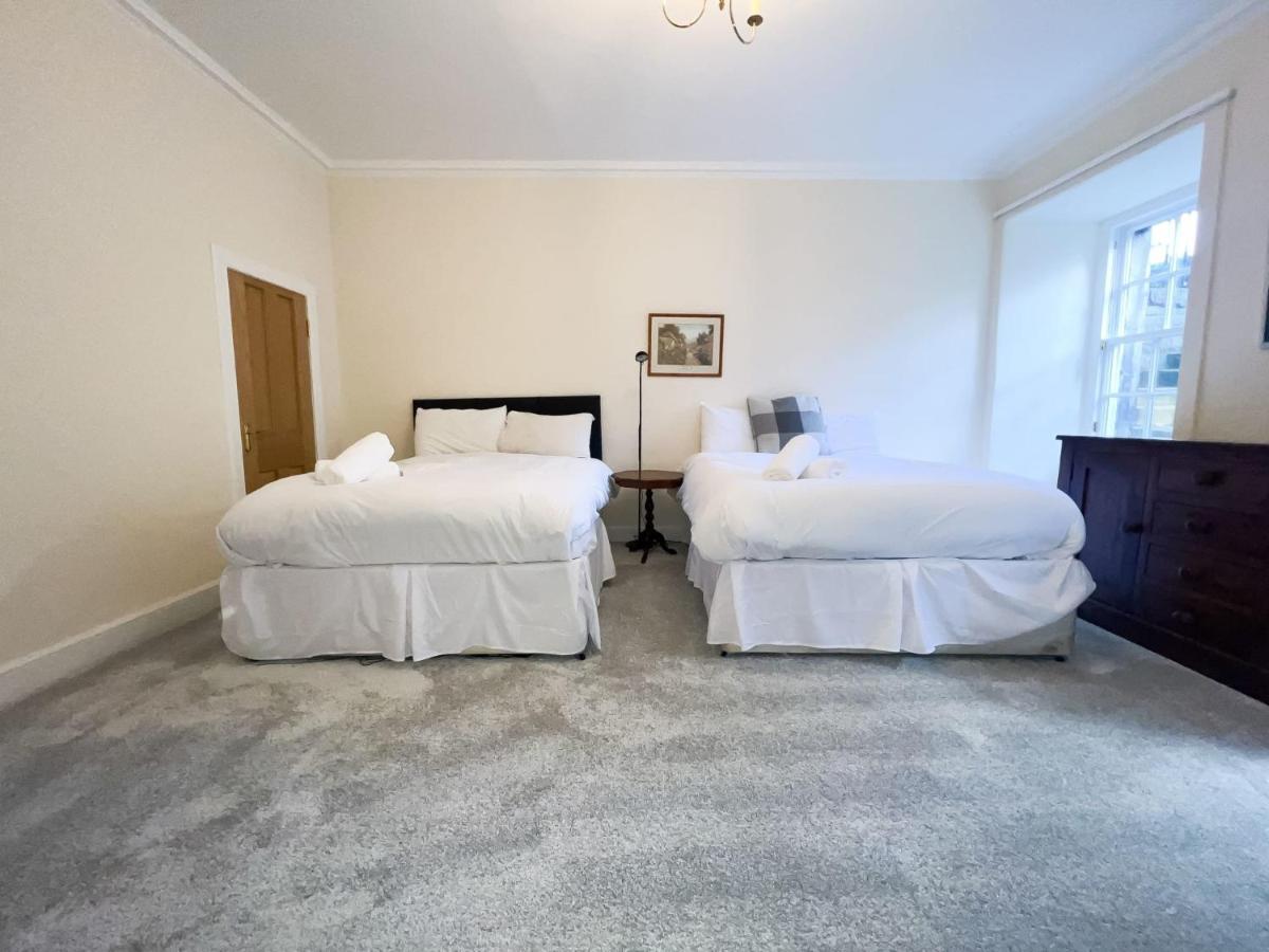 Spacious Flat Sleeps 8 Near Princes Street EDI Exteriér fotografie